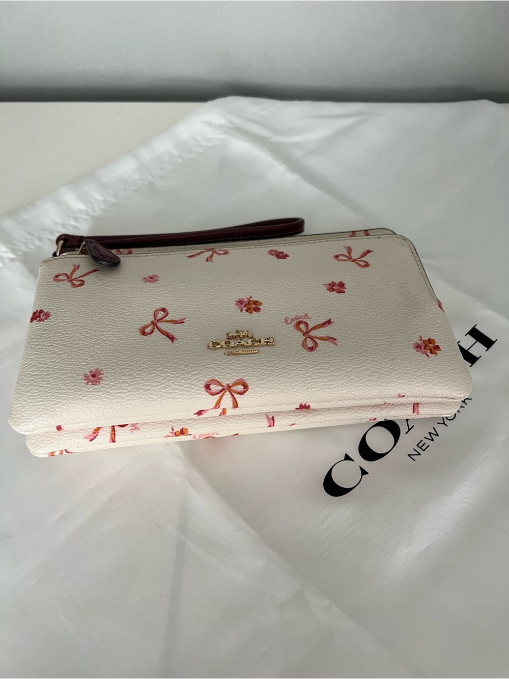 Coach Cream Wristlet with Pink & Red Floral Bows - Picture 2 of 6